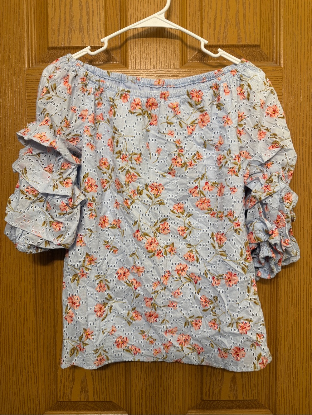 Cecelia Floral Eyelet Off-Shoulder Ruffle Sleeve Top Size Small